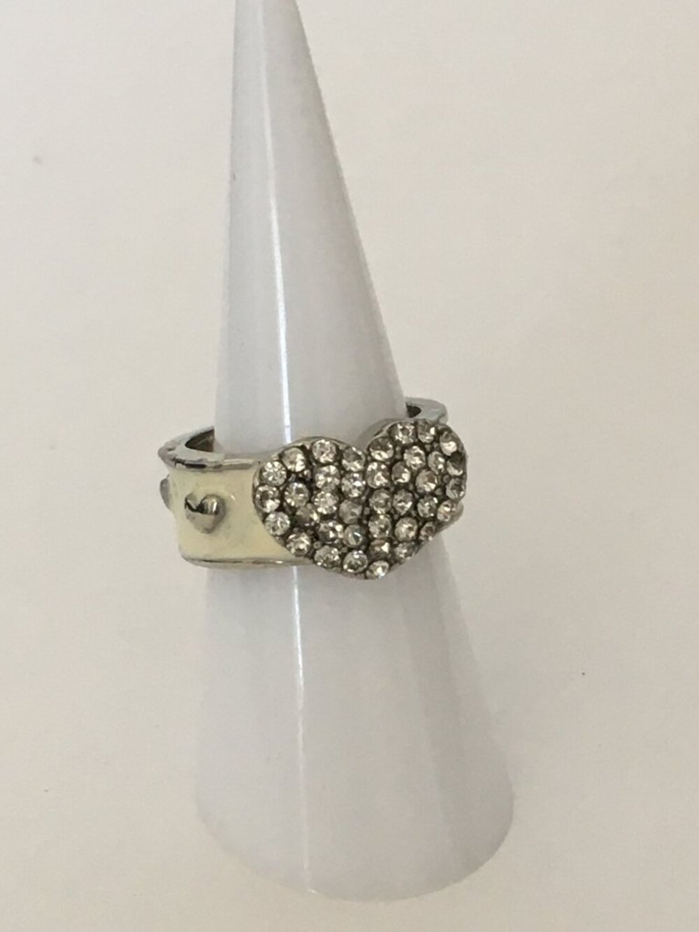 NEW Silver Ivory Enamel Lacquer Heart Rhinestone Jewelry Ring